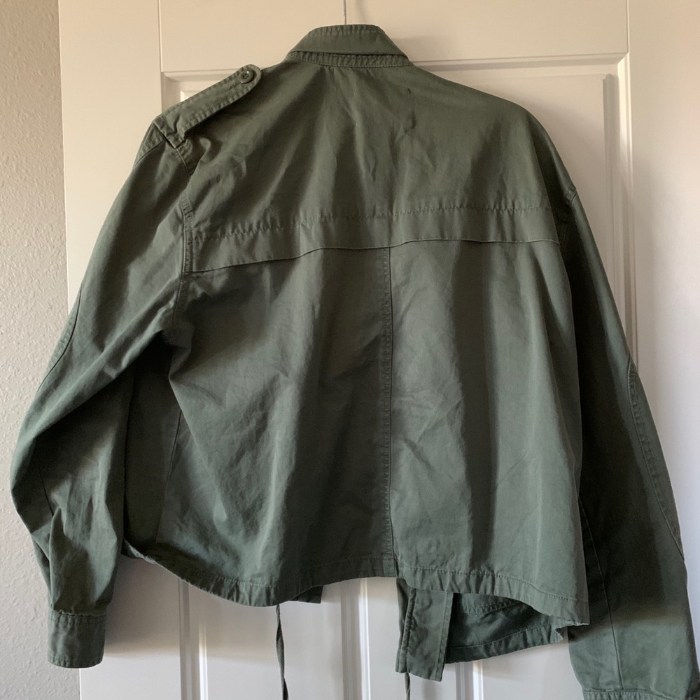 Cropped Utility Jacket - Picture 2 of 2